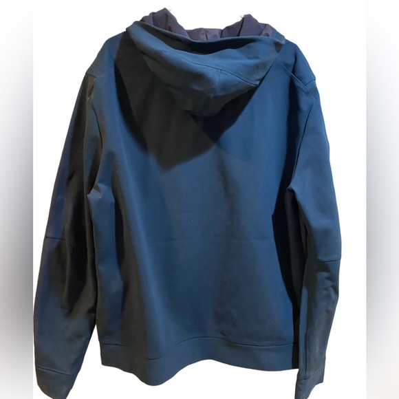 Lululemon Men’s “Sojourn” Jacket. XL - Picture 3 of 6